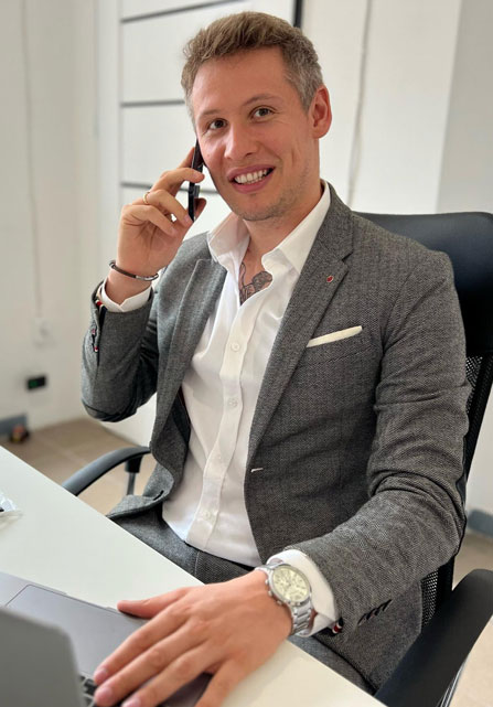 Krzysztof Eisenbeis InstallHero