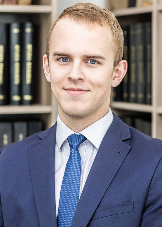 Kamil Modrzyk Iurator